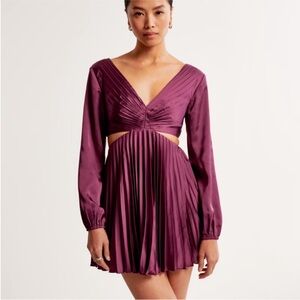 NWT Abercrombie & Fitch The A&F Giselle Pleated Cutout Mini Dress